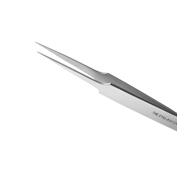 On-Point Individual Straight Tweezers Close Up